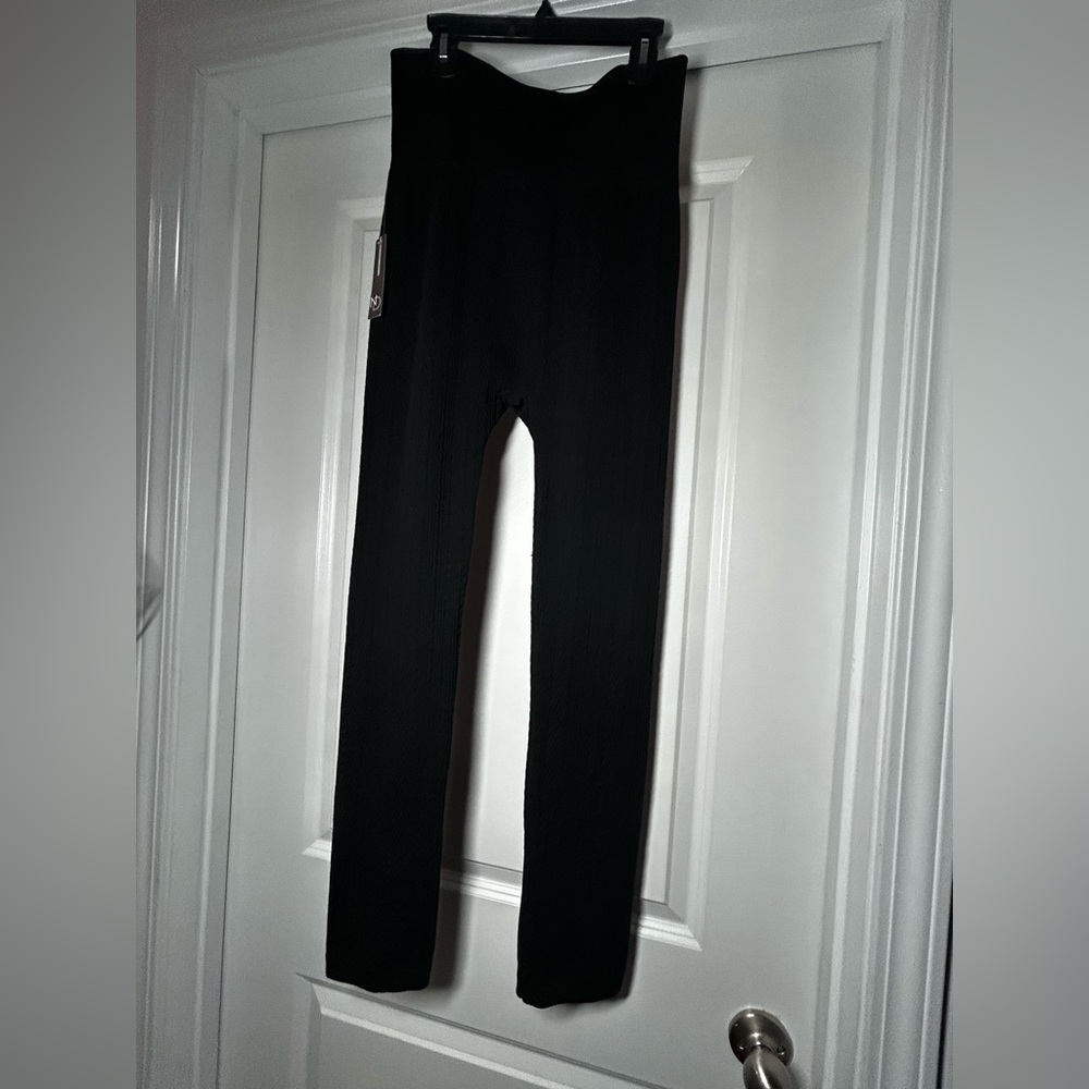 New Directions NWT Black Ribbed Leggings